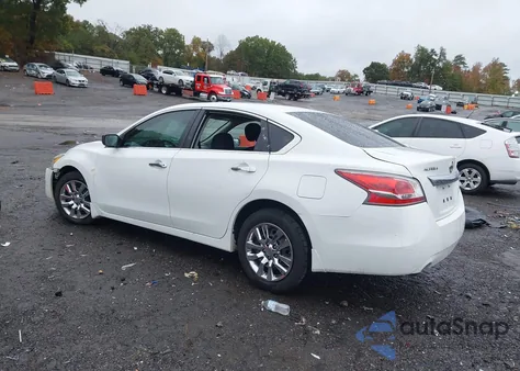 2015 Nissan Altima 2.5 S из США, поврежденный, VIN 1N4AL3APXFN908272
